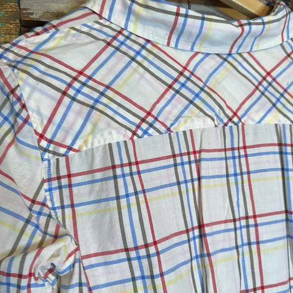 Talbots Creamy 3/4 Button down top - Picture 6 of 6